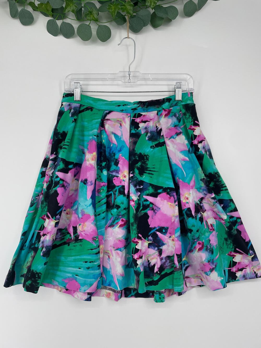 Cynthia Rowley Floral A Line Knee Length Pleated Spring Small Skirt